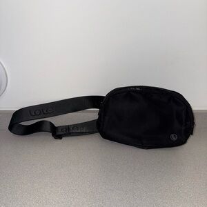 Lole Black Belt Bag/Fanny Pack